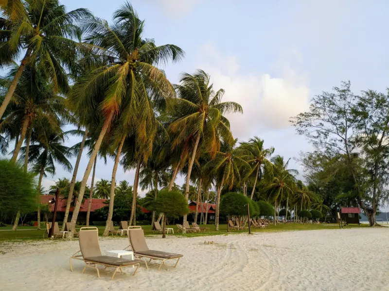 Beachfront villa Airbnb in Pantai Cenang, Langkawi with ocean view