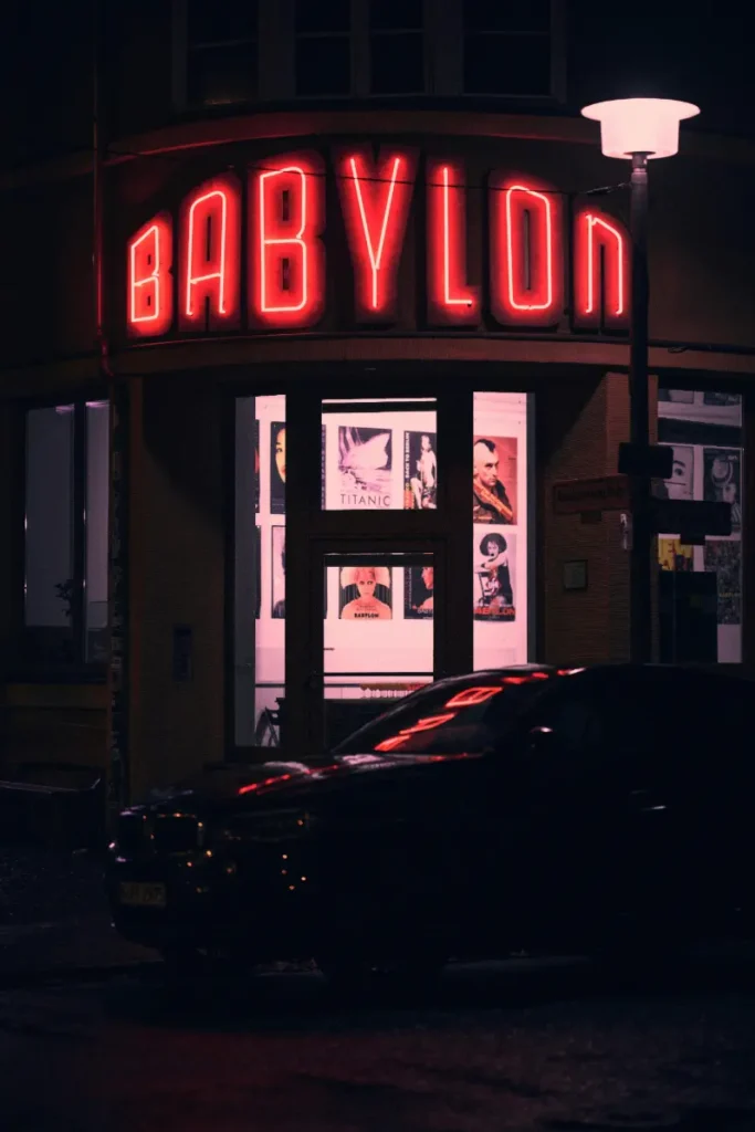 berlin watergate  club
outside entrance